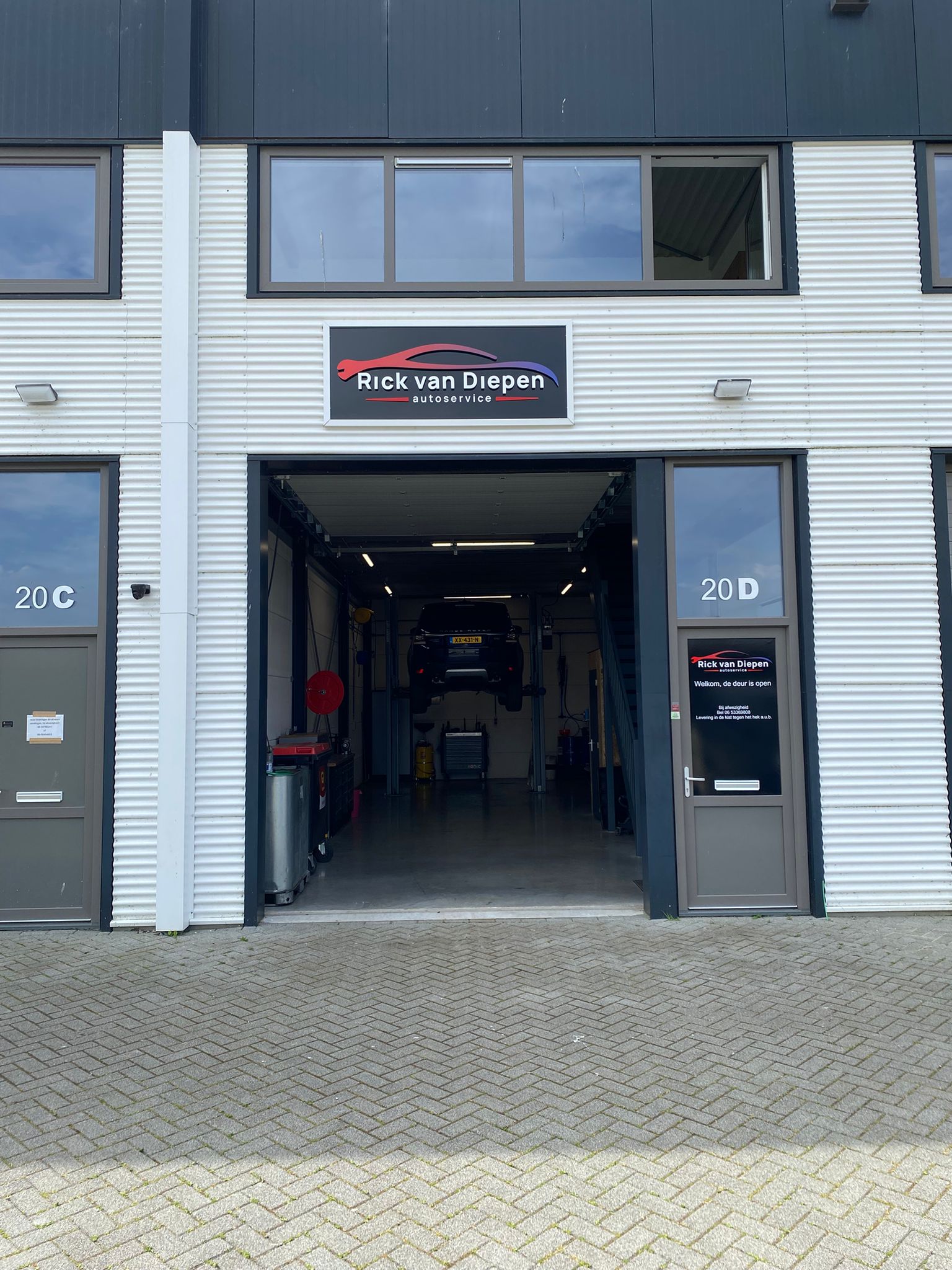 De werkplaats aan De Langeloop 20D in Schagen
